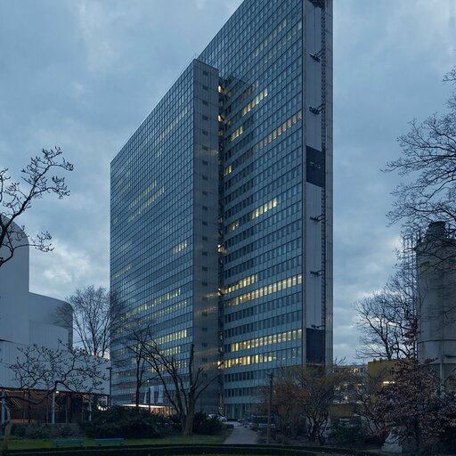 JUNG - Referenzen Dreischeibenhaus, Düsseldorf